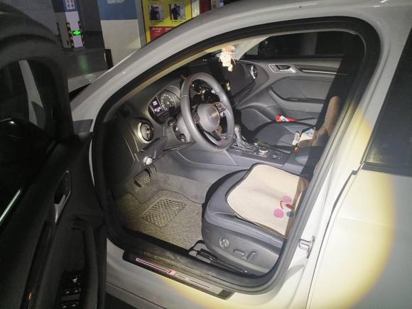 [苏州·苏U] 二手奥迪奥迪A32020款 Limousine 35 TFSI 时尚型 国VI