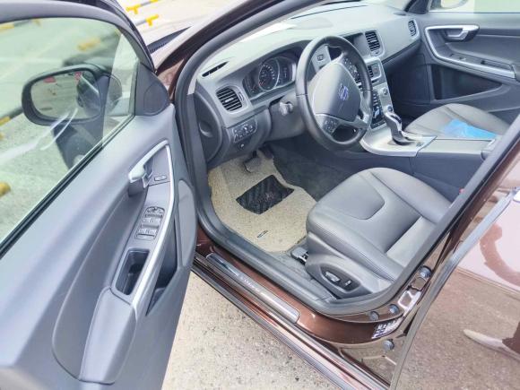 [北京·京N] 二手沃尔沃沃尔沃S602017款 S60L T3 智进版