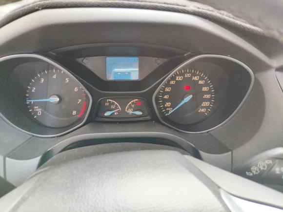 [佛山·粤E] 二手福特福克斯2012款 两厢 1.6L 手动风尚型