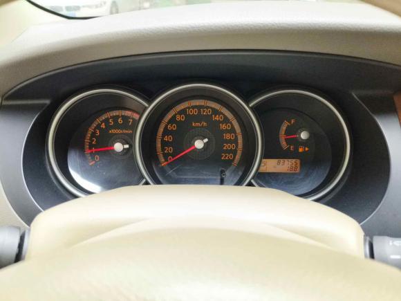 [上海·沪F] 二手日产骏逸2006款 1.8L 自动标准型