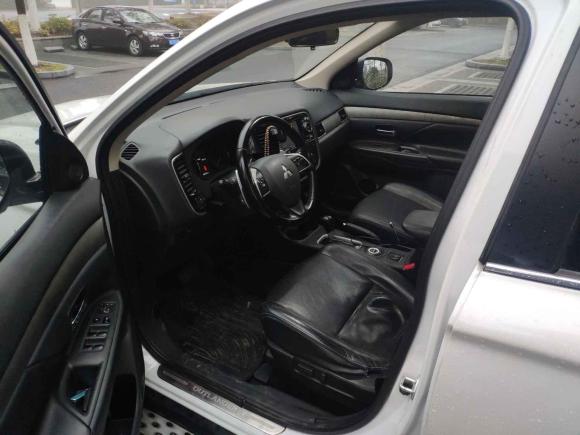 [苏州·沪B] 二手三菱欧蓝德2013款 2.4L 四驱豪华导航版 5座