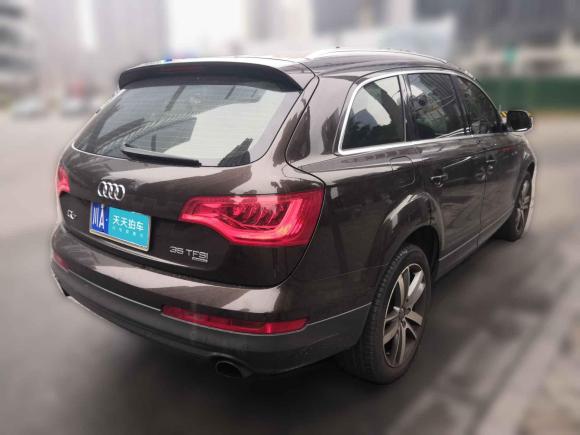[成都·川A] 二手奥迪奥迪Q72013款 35 TFSI 进取型