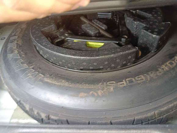 [济南·鲁A] 二手现代北京现代ix252015款 1.6L 自动两驱时尚型GS