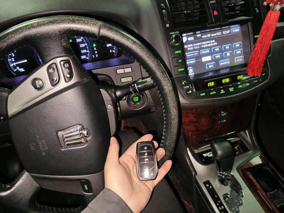 [南昌·赣A] 二手丰田皇冠2012款 2.5L Royal 真皮版