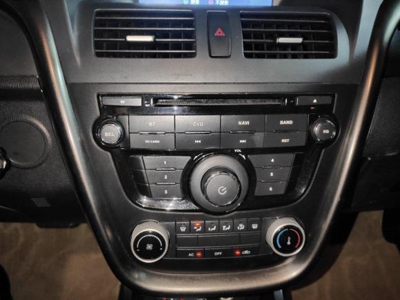 [广州·粤E] 二手奔腾奔腾X802015款 2.0L 自动舒适周年纪念型