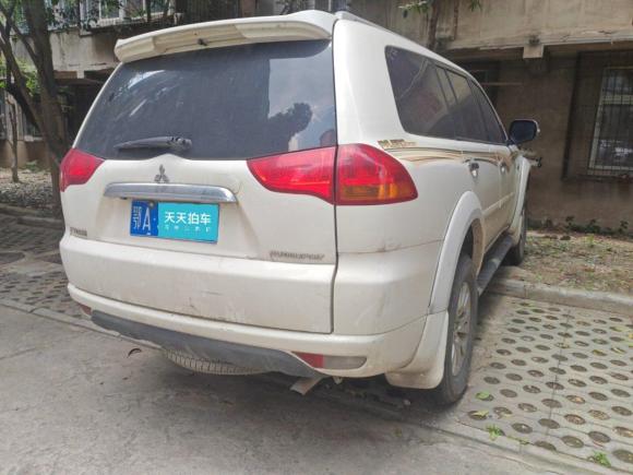 [武汉·鄂A] 二手三菱帕杰罗·劲畅2013款 3.0L 自动四驱旗舰版