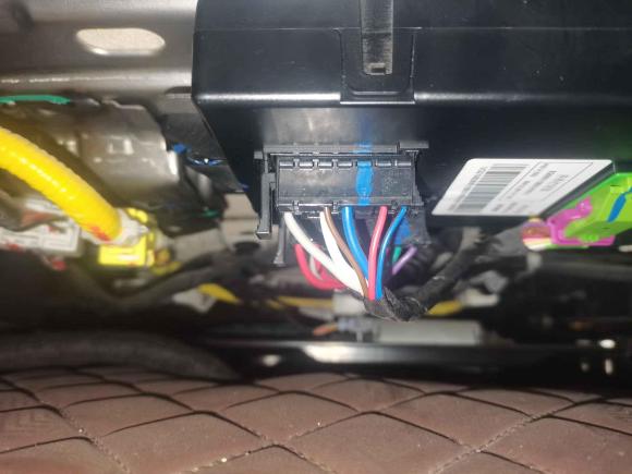 [西安·陕U] 二手广汽传祺影豹2021款 270T DCT J16版