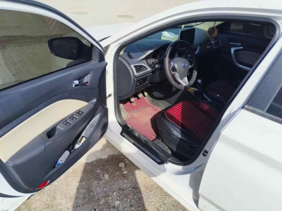 [西安·陕U] 二手长安悦翔V72016款 1.6L 手动乐尚型 国IV