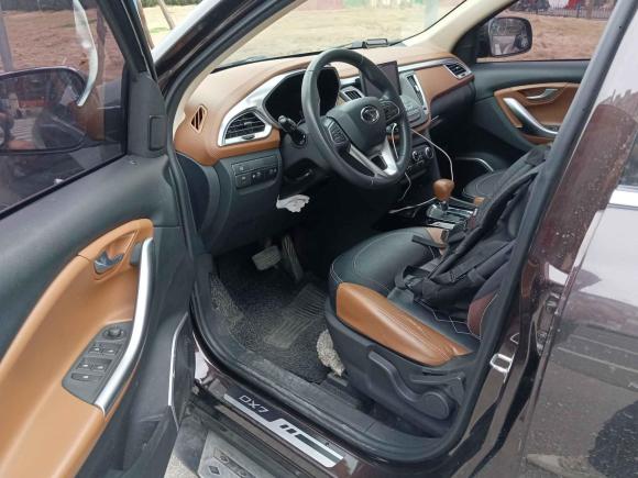 [南京·苏A] 二手东南东南DX72018款 1.5T 自动荣耀版