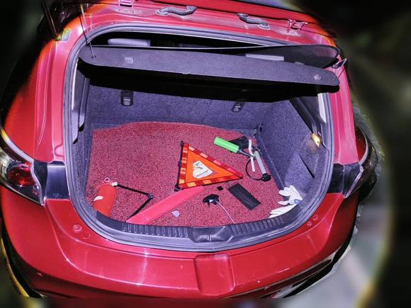 [无锡·苏B] 二手马自达马自达32010款 两厢 2.0自动豪华型