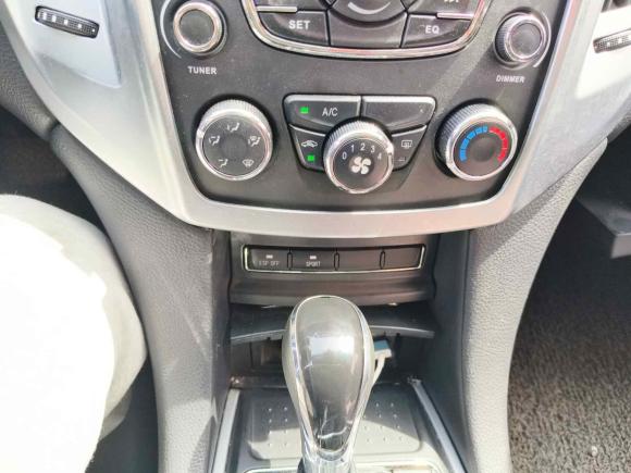 [杭州·浙A] 二手江铃驭胜S3502013款 2.4T 自动两驱柴油豪华版5座