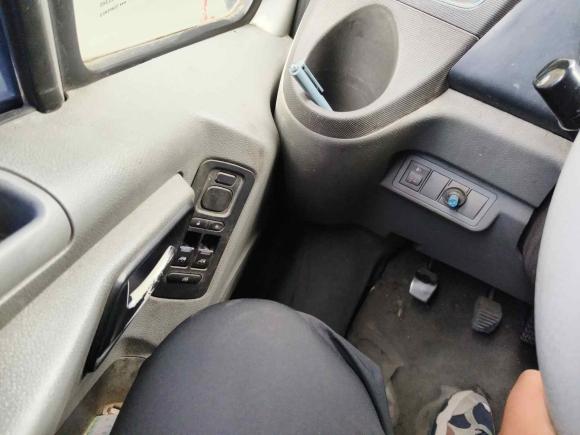 [无锡·苏B] 二手福田图雅诺2017款 2.5T 改款E 商运版短轴4J25TC3