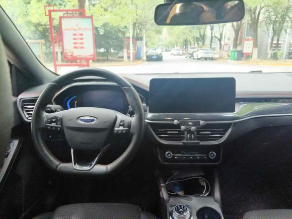 [无锡·苏B] 二手福特福克斯2021款 三厢 EcoBoost 180 自动ST Line