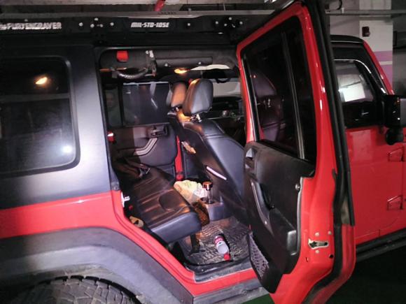 [上海·沪E] 二手Jeep牧马人2013款 3.6L Sahara 四门版