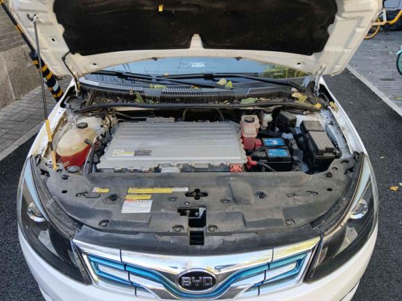 [北京·京Q] 二手比亚迪比亚迪e52016款 300 豪华型