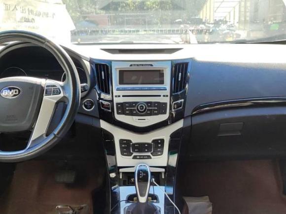 [北京·京N] 二手比亚迪比亚迪e52016款 300 豪华型