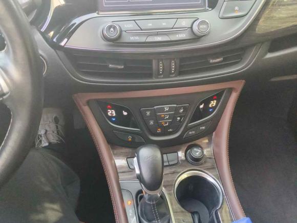 [深圳·粤B] 二手别克昂科威2017款 20T 两驱精英型