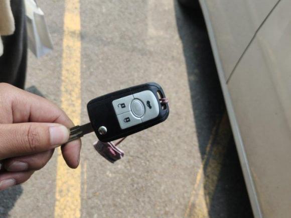 [上海·闽D] 二手别克凯越2013款 1.5L 自动经典型