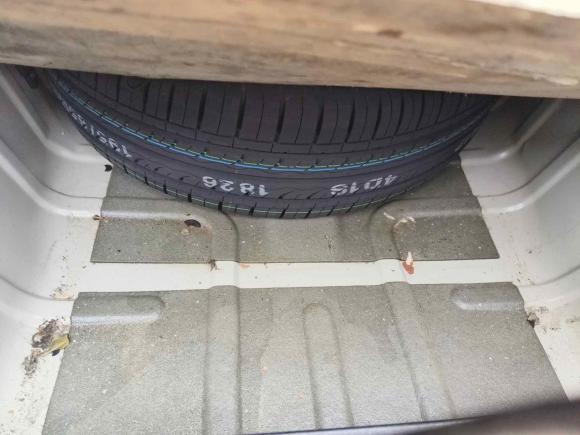 [西安·陕A] 二手雪铁龙世嘉2016款 经典 三厢 1.6L 手动科技版