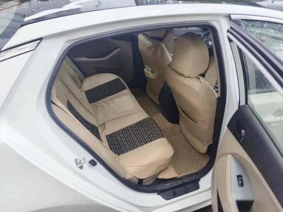 [青岛·鲁B] 二手起亚起亚K52015款 2.0L 自动GL