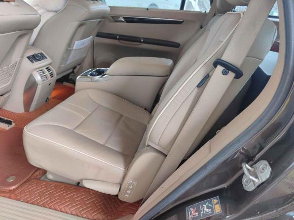 [武汉·鄂A] 二手奔驰奔驰R级2015款 R 400 4MATIC 商务型