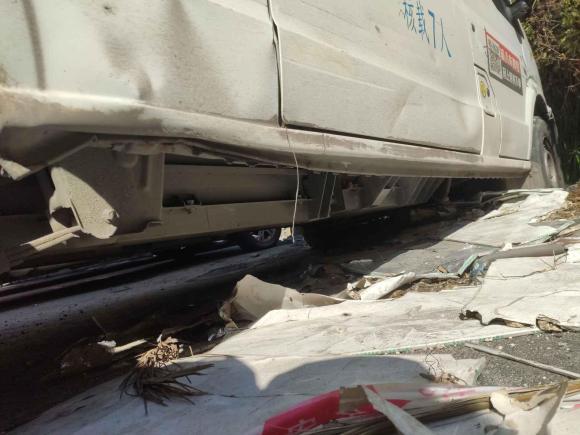 [广州·粤A] 二手东风小康东风小康EC362017款 基本型