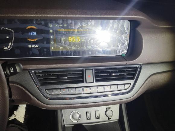 [苏州·苏U] 二手BAW北汽制造锐胜王牌M72023款 2.0L 自动长轴商务型 9座