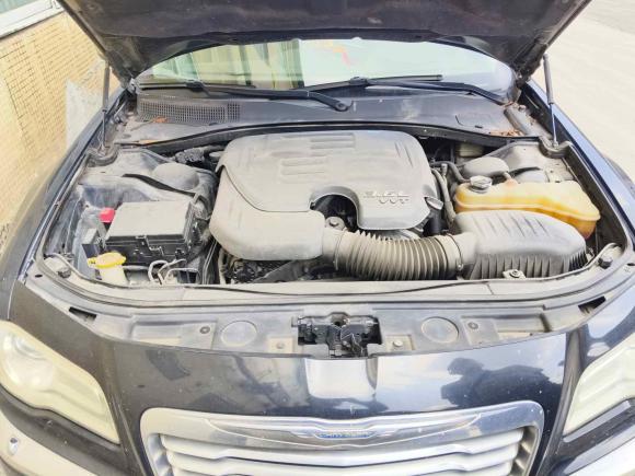 [广州·粤Y] 二手克莱斯勒克莱斯勒300C2013款 3.6L 尊适版