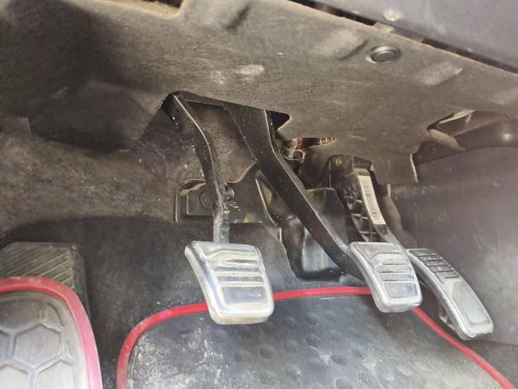 [台州·浙J] 二手三菱翼神2013款 时尚版 1.8L 手动舒适型