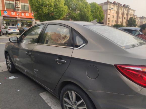 [无锡·粤T] 二手长安逸动2015款 1.6L 手动豪华型 国V