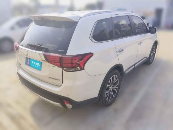 [成都·川A] 二手三菱欧蓝德2018款 2.4L 四驱精英版 5座