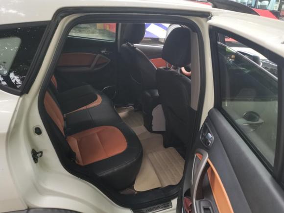 [上海·苏E] 二手海马海马S52016款 1.6L 手动豪华型科技版