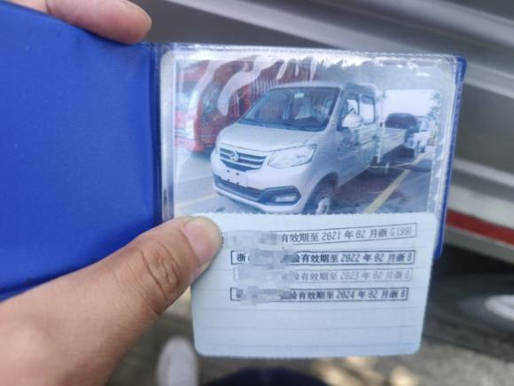 [宁波·浙G] 二手长安跨越跨越王X32018款 1.5L中配型双排后双轮加长货箱DK15C