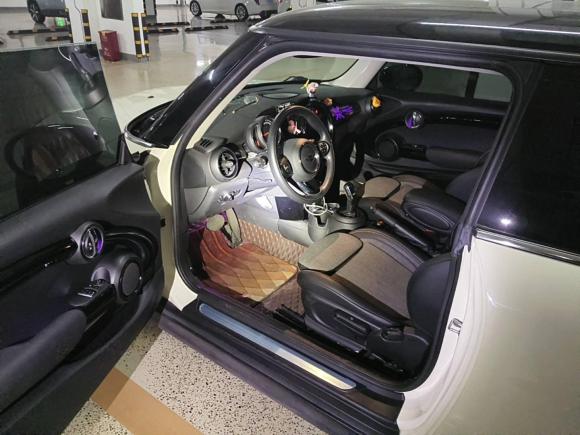 [成都·川A] 二手MINIMINI2019款 1.5T COOPER 经典派