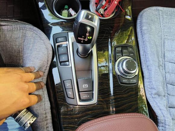 [南京·苏A] 二手宝马宝马X32013款 xDrive20i 豪华型