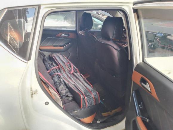 [无锡·苏B] 二手北京汽车绅宝X352016款 1.5L 自动豪华版