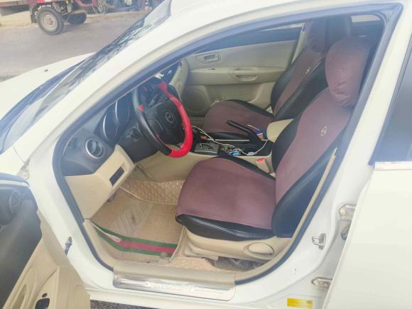 [西安·陕A] 二手马自达马自达32012款 1.6L 自动经典标准型