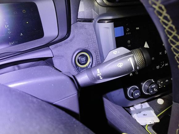 [深圳·湘M] 二手领克领克032020款 03+ 2.0TD 自动性能套装版