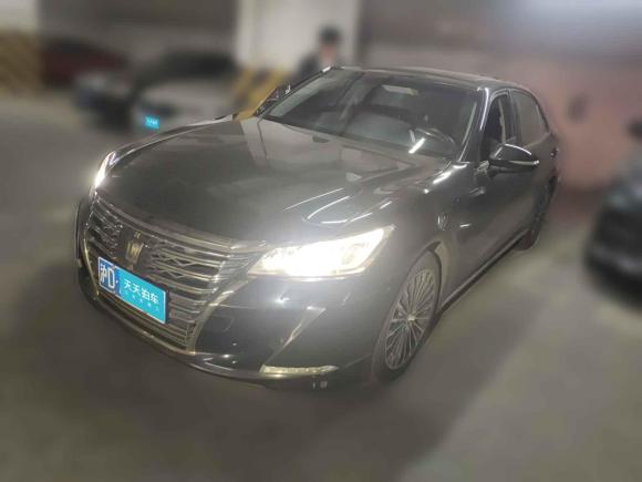 丰田皇冠2018款 2.0T 运动版「上海二手车」「天天拍车」