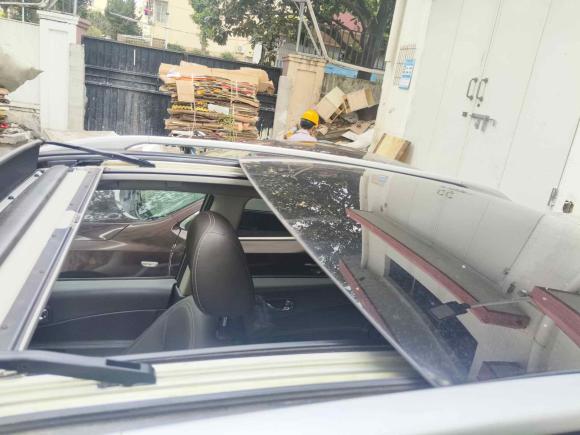 [上海·沪B] 二手雷诺科雷傲2014款 2.5L 四驱舒适版