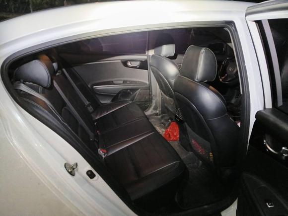 [南昌·赣A] 二手起亚起亚K42014款 1.8L 自动DLX