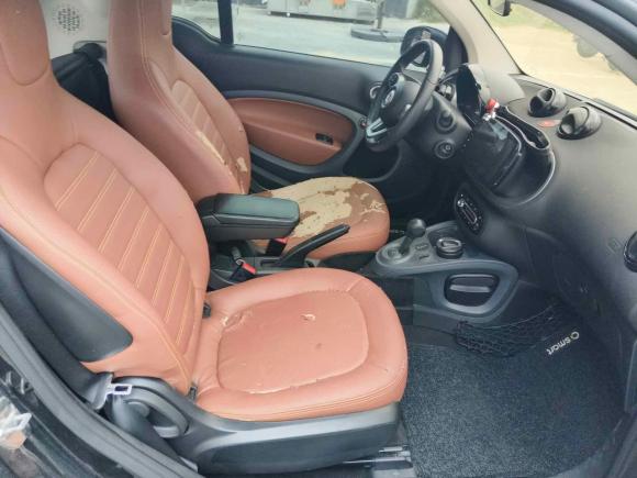 [上海·苏K] 二手smartsmart fortwo2015款 1.0L 52千瓦硬顶激情版