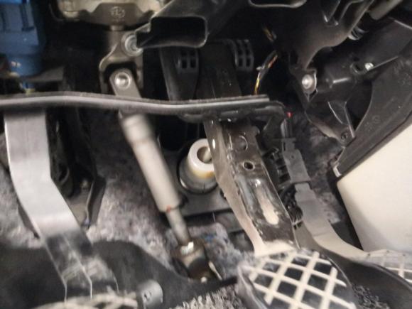 [上海·鄂J] 二手斯柯达昕锐2015款 1.6L 手动智选型