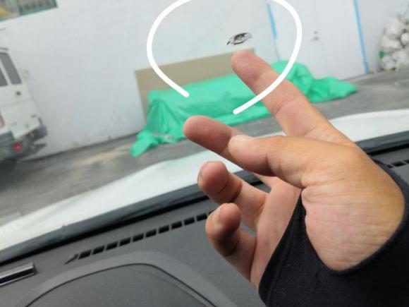 [上海·陕E] 二手长安悦翔V72016款 1.6L 手动乐享型 国V