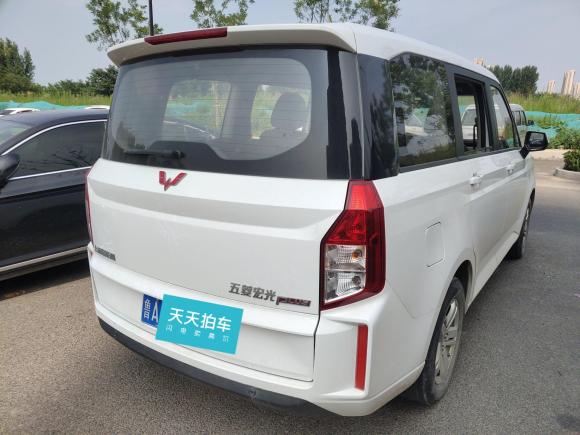 [济南·鲁A] 二手五菱汽车五菱宏光PLUS2019款 1.5T 手动豪华型 7座