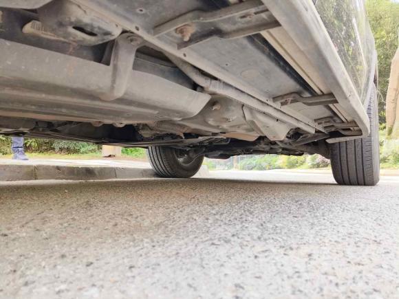 [成都·川A] 二手Jeep大切诺基2015款 3.0TD 柴油 精英导航版