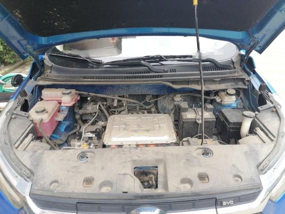 [济南·陕A] 二手比亚迪元新能源2018款 EV360 智联炫酷型