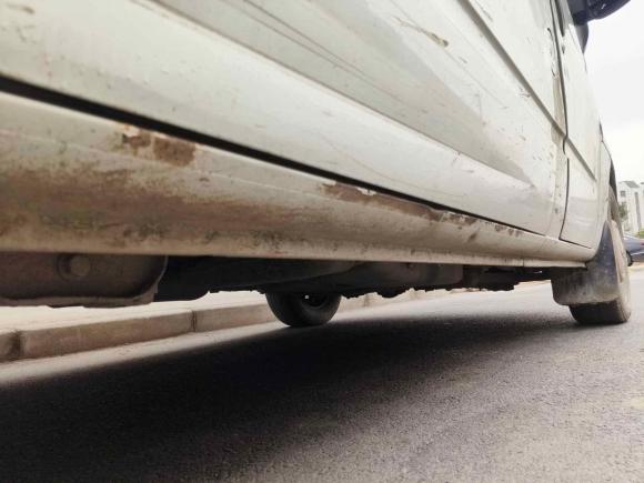 [上海·苏U] 二手上汽大通MAXUS新途V802019款 2.5T经典款6挡手动傲运通短轴超低顶5/6座