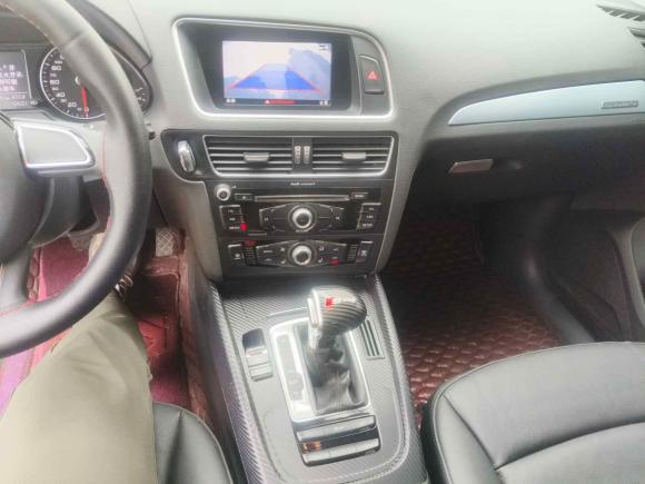 [武汉·鄂W] 二手奥迪奥迪Q52017款 40 TFSI 进取型