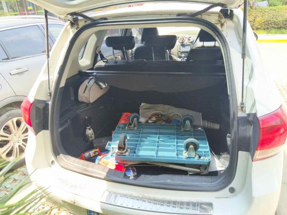 [上海·苏E] 二手哈弗哈弗H62016款 升级版 1.5T 手动两驱精英型